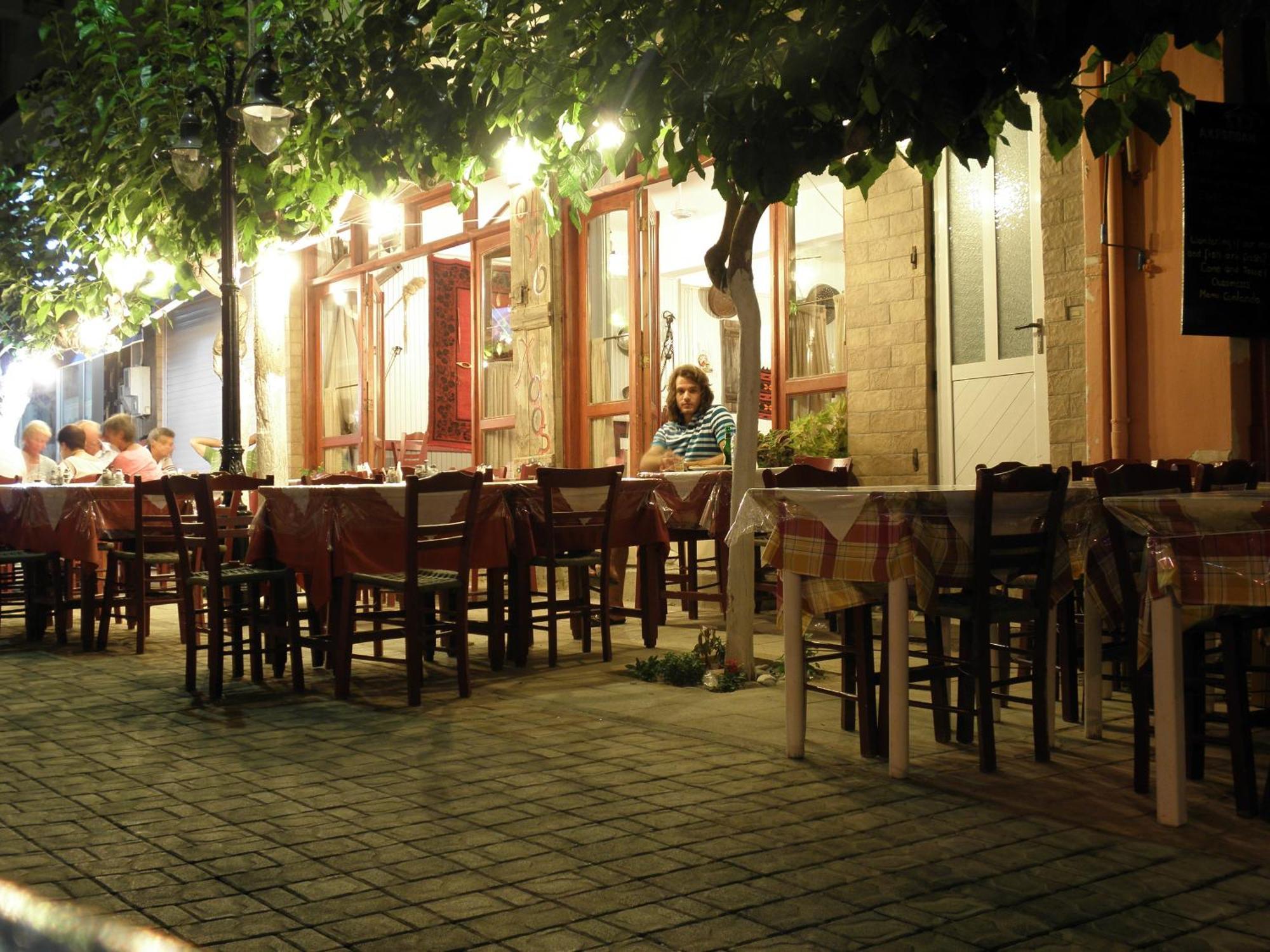 Megim Hotel باليوخورا المظهر الخارجي الصورة