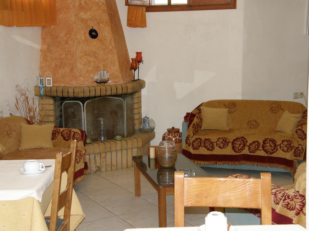 Megim Hotel باليوخورا المظهر الخارجي الصورة