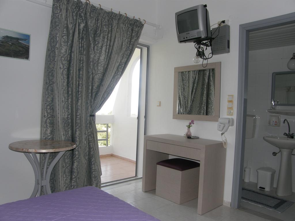 Megim Hotel باليوخورا المظهر الخارجي الصورة